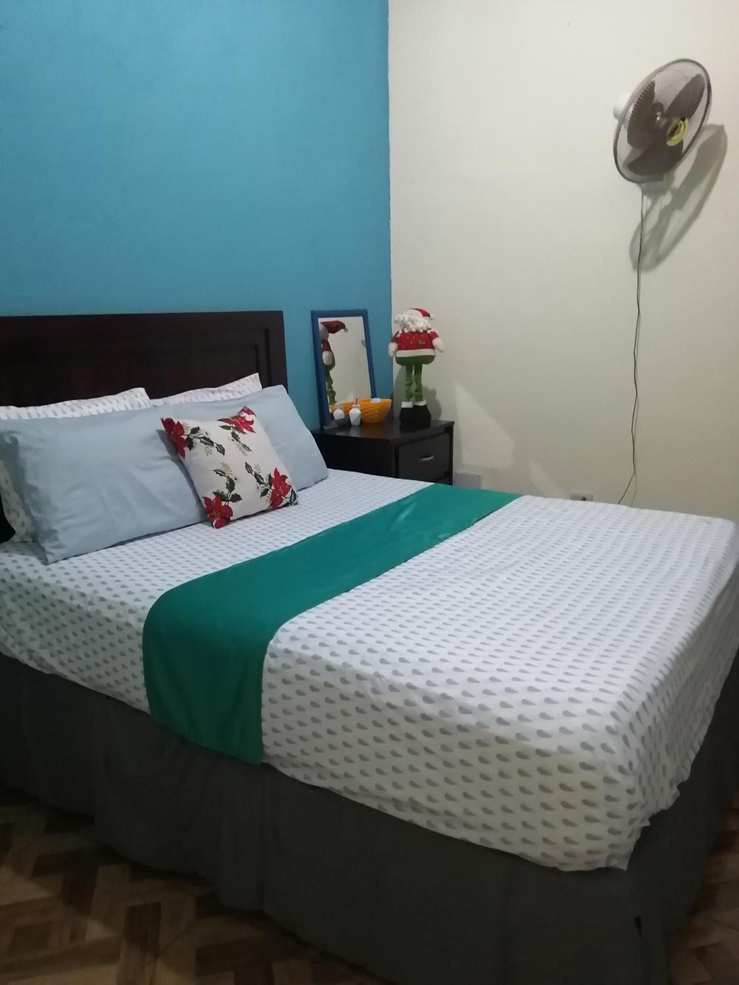 La Famosa Costillas A La Lena Jarabacoa Zimmer foto